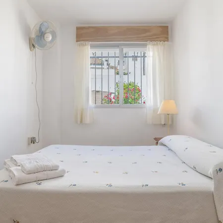 Jana Familias Y Parejas * Коніль-де-ла-Фронтера