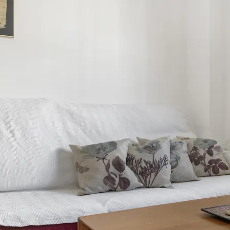 Апартаменти Jana Familias Y Parejas